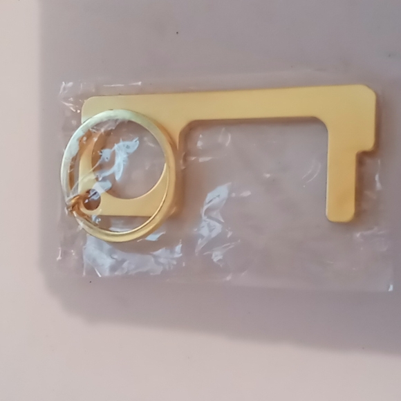 Door Opener Keychain, No-Touch Key Chain Tool for Doors, Tou - Picture 3 of 5